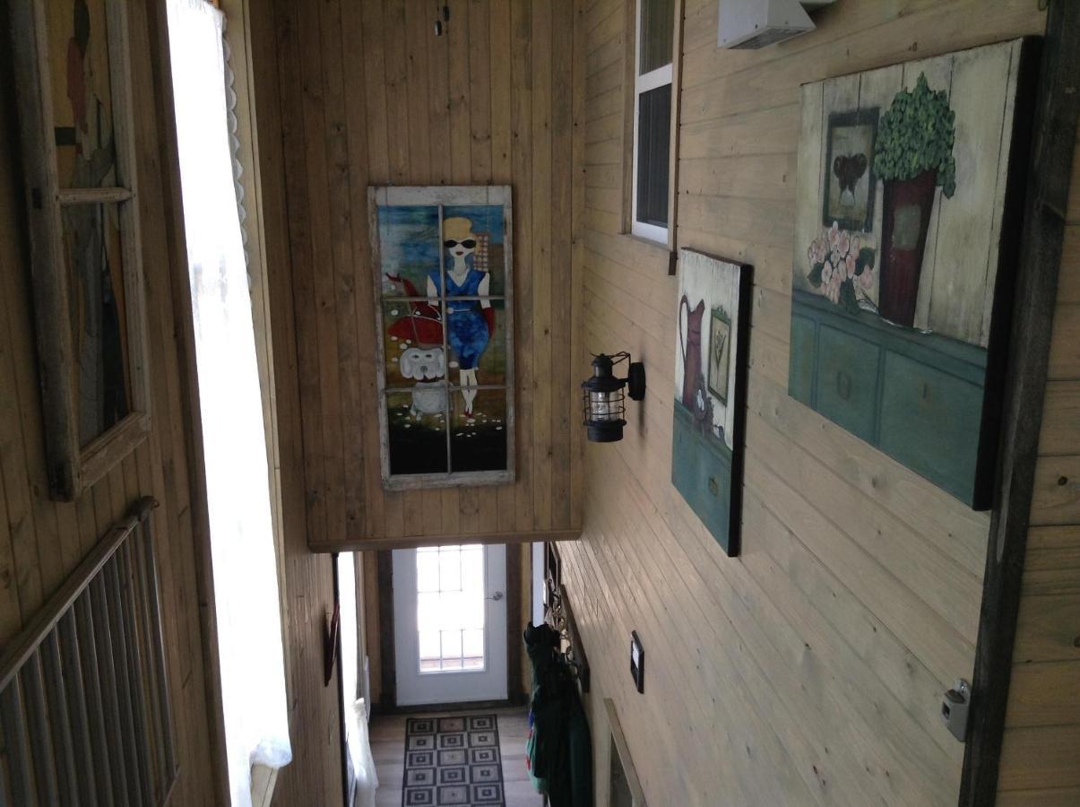 Gite Grand Moment Bed & Breakfast Cabano Exterior photo