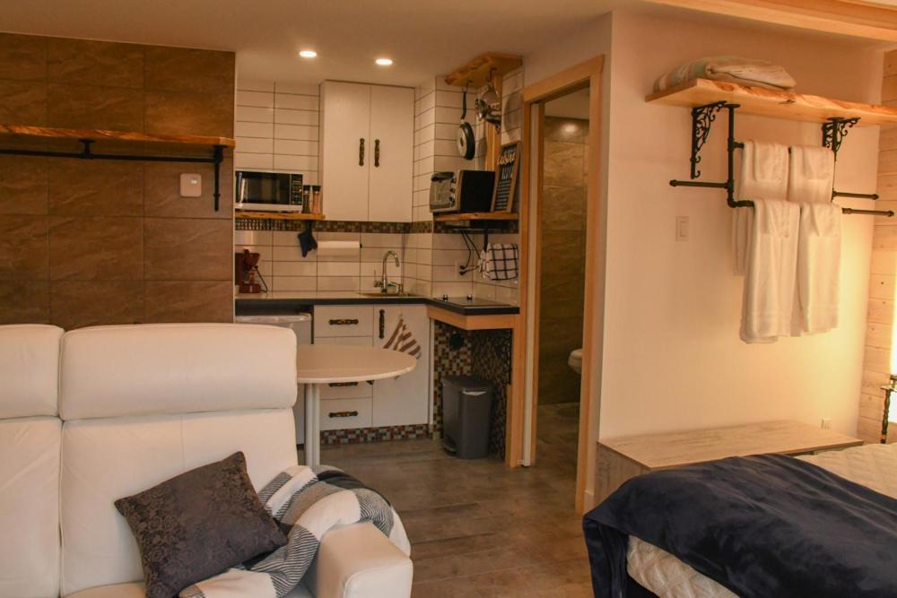 Gite Grand Moment Bed & Breakfast Cabano Exterior photo